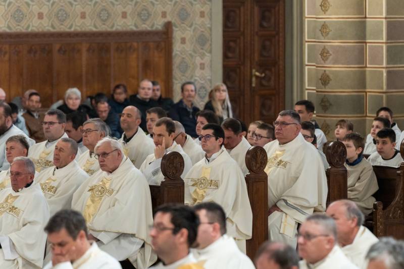 2024_03_28_olajszentelesi szentmise_66.jpg